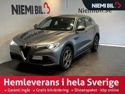 Grå Begagnad 2017 Alfa Romeo Stelvio Super SUV | 249 900 kr (Lite dyr)