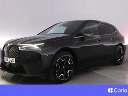 Grå Begagnad 2022 BMW iX Sport Line SUV | 594 900 kr (Marknadspris)