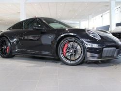 Svart Begagnad 2025 Porsche 911 Carrera GTS Sportkupé | 2 125 000 kr