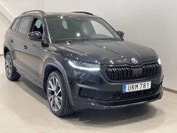 Svart (black magic pärleffekt me) Begagnad 2023 Skoda Kodiaq SportLine SUV | 419 900 kr (Lite dyr)