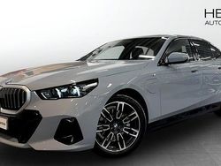 Grå Begagnad 2025 BMW 530 M Sport Sedan | 638 700 kr