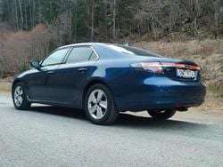 Blå Begagnad 2010 Saab 9-5 Vector Sedan | 99 000 kr (Marknadspris)