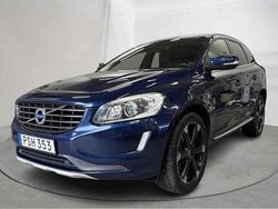 Blå Begagnad 2015 Volvo XC60 Ocean Race SUV | 182 000 kr (Marknadspris)