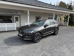 Grå Begagnad 2023 Volvo XC60 Core SUV | 429 900 kr (Marknadspris)