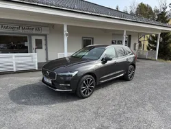 Grå Begagnad 2023 Volvo XC60 Core SUV | 439 900 kr (Marknadspris)