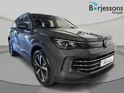 Mörkgrå (grå) Ny 2025 VW Tiguan Elegance SUV | 599 900 kr (Dyr)
