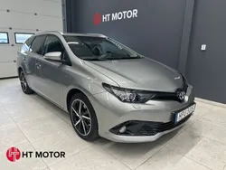 Ljusgrå Begagnad 2018 Toyota Auris Touring Sports Kombi | 179 000 kr (Marknadspris)
