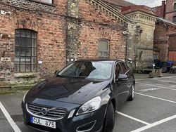 Grå Begagnad 2012 Volvo S60 Momentum Sedan | 70 000 kr (Marknadspris)