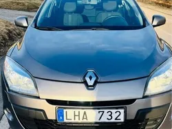 Grå Begagnad 2011 Renault Mégane GrandTour Kombi | 55 000 kr (Marknadspris)