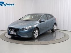 Blå Begagnad 2013 Volvo V40 Kinetic Kombi | 89 800 kr (Marknadspris)