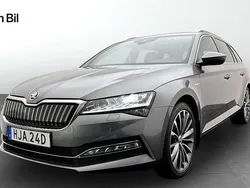 Grå Begagnad 2023 Skoda Superb LAURIN & KLEMENT Kombi | 384 900 kr (Lite dyr)