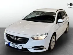 Vit (white) Begagnad 2017 Opel Insignia Enjoy Kombi | 124 800 kr (Bra pris)