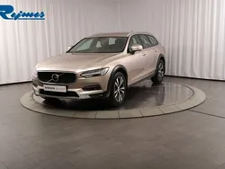 Ljusgrå Begagnad 2023 Volvo V90 CC Core Kombi | 449 900 kr (Marknadspris)