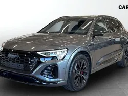 Grå Begagnad 2024 Audi Q8 e-tron S-Line SUV | 689 900 kr (Bra pris)