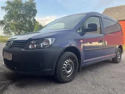Blå Begagnad 2015 VW Caddy Maxi Minibuss | 75 000 kr (Marknadspris)