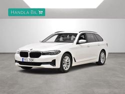 Vit Begagnad 2020 BMW 520 Kombi | 294 900 kr (Marknadspris)