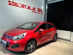 Röd Begagnad 2011 Kia Rio Halvkombi | 59 900 kr (Marknadspris)