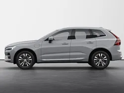 Grå Ny 2024 Volvo XC60 Core SUV | 554 900 kr (Bra pris)