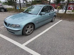 Grön Begagnad 2002 BMW 318 Compact Halvkombi | 29 000 kr (Superpris)