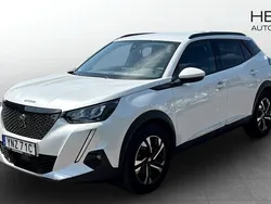 Vit (white) Begagnad 2021 Peugeot 2008 Allure SUV | 189 000 kr (Bra pris)