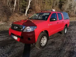 Röd Begagnad 2010 Toyota HiLux Pickup | 239 000 kr (Marknadspris)
