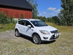 Vit Begagnad 2010 Ford Kuga SUV | 50 000 kr