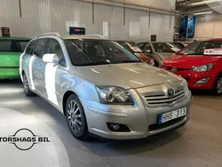 Silver Begagnad 2006 Toyota Avensis Kombi | 39 900 kr (Marknadspris)