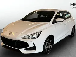 Vit Begagnad 2024 MG MG3 Luxury Halvkombi | 219 900 kr (Superpris)