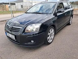 Svart Begagnad 2007 Toyota Avensis Kombi | 49 900 kr (Marknadspris)
