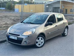 Brun Begagnad 2010 Renault Clio R.S. Halvkombi | 29 900 kr (Bra pris)