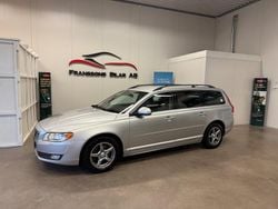Silver Begagnad 2014 Volvo V70 Momentum Kombi | 119 900 kr (Marknadspris)