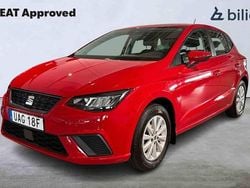 Röd Begagnad 2023 Seat Ibiza Halvkombi | 169 900 kr (Marknadspris)