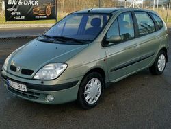 Grön Begagnad 2003 Renault Scénic II Expression Minibuss | 19 900 kr (Marknadspris)