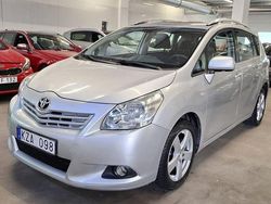 Silver Begagnad 2010 Toyota Verso Minibuss | 85 000 kr (Marknadspris)