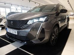 Grå (grå platinum metallic) Begagnad 2024 Peugeot 3008 GTi SUV | 269 000 kr (Bra pris)