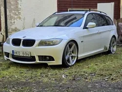 Vit Begagnad 2010 BMW 320 Comfort Edition Kombi | 71 000 kr (Marknadspris)