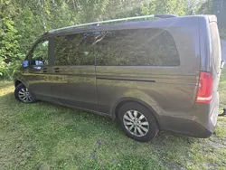 Brun Begagnad 2016 Mercedes V220 Minibuss | 175 000 kr (Marknadspris)