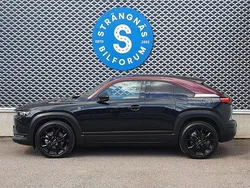 Svart Begagnad 2023 Mazda MX30 Edition SUV | 325 000 kr