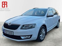 Vit Begagnad 2016 Skoda Octavia Kombi | 159 900 kr (Dyr)