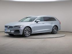 Grå Begagnad 2024 Volvo V90 Core Kombi | 389 000 kr (Marknadspris)