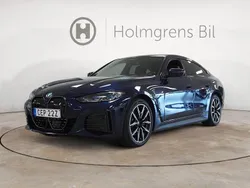 Blå Begagnad 2023 BMW i4 Comfort Edition Sedan | 559 800 kr (Marknadspris)