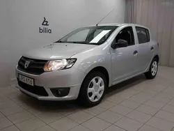 Silver Begagnad 2015 Dacia Sandero Halvkombi | 69 900 kr