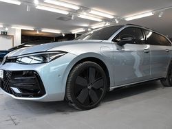 Silver Begagnad 2025 VW Passat Edition Kombi | 574 800 kr