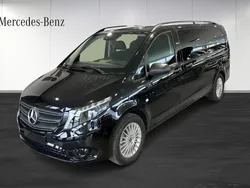 Svart (black) Begagnad 2023 Mercedes e-Vito Minibuss | 699 875 kr