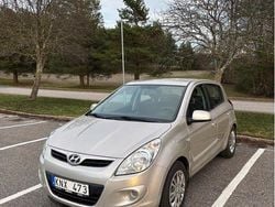 Silver Begagnad 2010 Hyundai i20 Halvkombi | 49 000 kr (Bra pris)