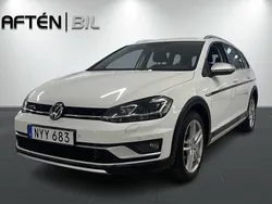 Vit Begagnad 2017 VW Golf Alltrack Kombi | 204 800 kr (Marknadspris)
