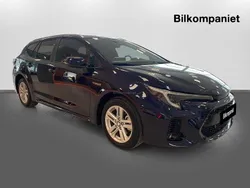 Blå Begagnad 2023 Suzuki Swace Kombi | 299 900 kr (Marknadspris)