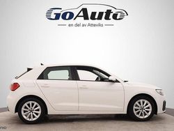 Vit Begagnad 2021 Audi A1 Sportback Proline Halvkombi | 189 500 kr (Marknadspris)