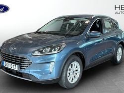 Blå (blue) Begagnad 2022 Ford Kuga Titanium SUV | 259 900 kr (Marknadspris)