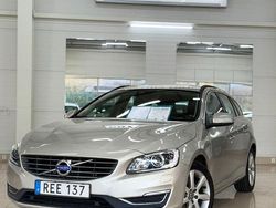 Ljusbrun (brun) Begagnad 2017 Volvo V60 Momentum Kombi | 167 900 kr (Marknadspris)